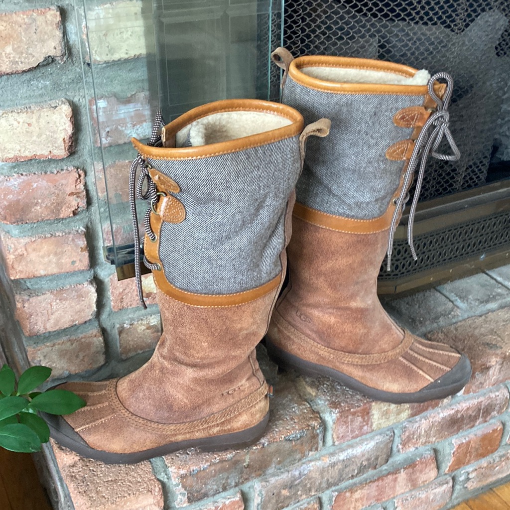 Ugg Belcloud Tall Leather Tweed Waterproof Shearling Boots Size 8